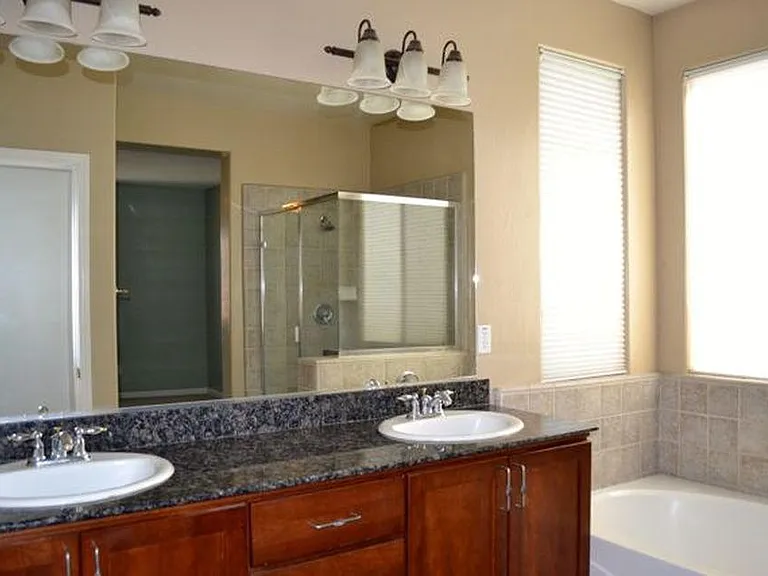 874 Joliet Ln — Photo 12