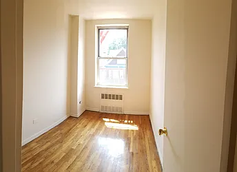 Rented by Smart NY Realty LLC