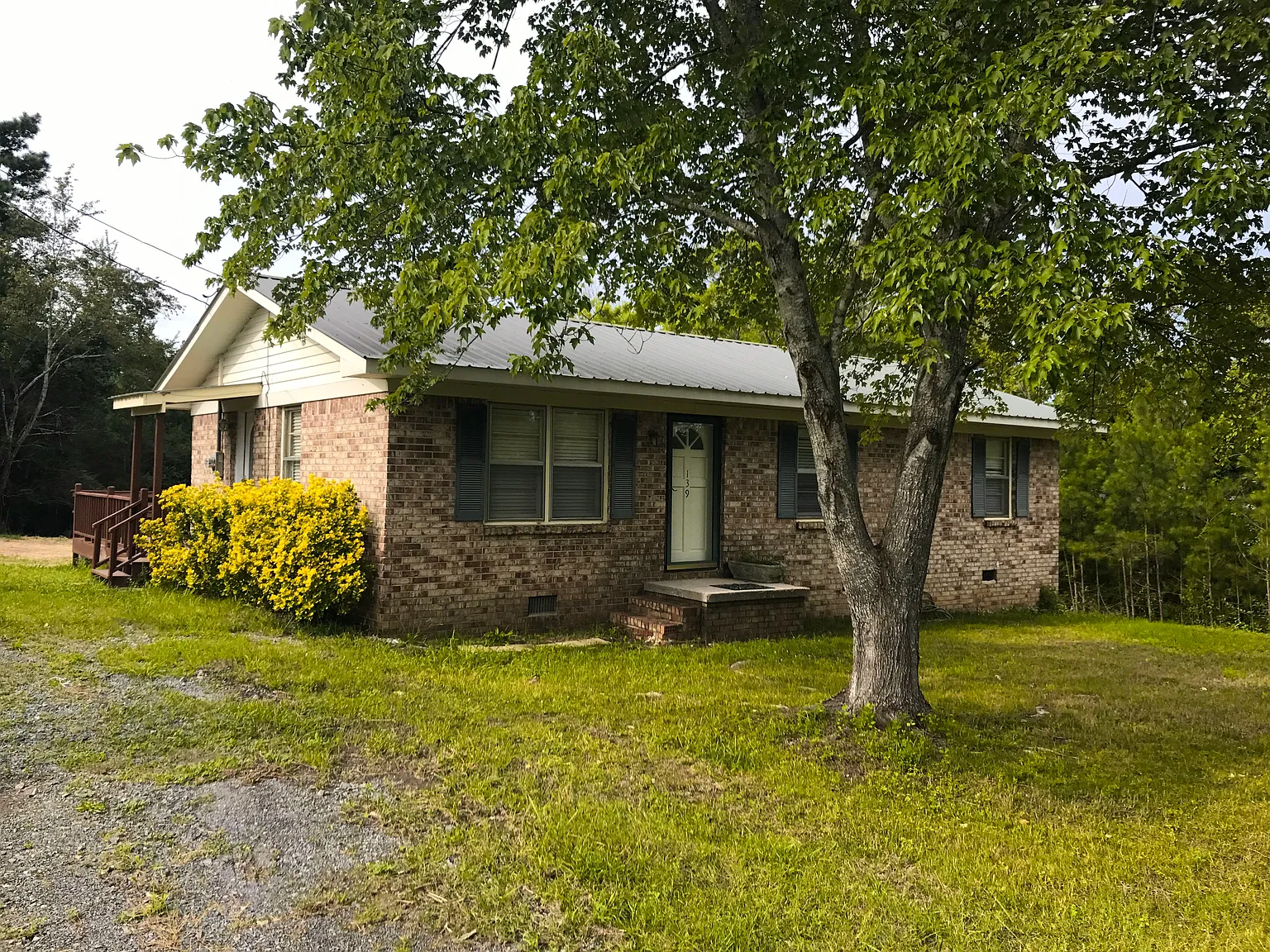 139 Baker Rd photo 1