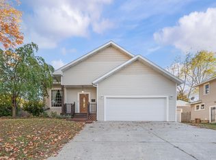 212 Clay St, Niles, MI 49120