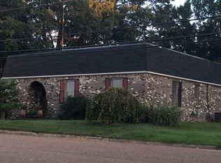 17 Jones Rd, Grenada, MS 38901