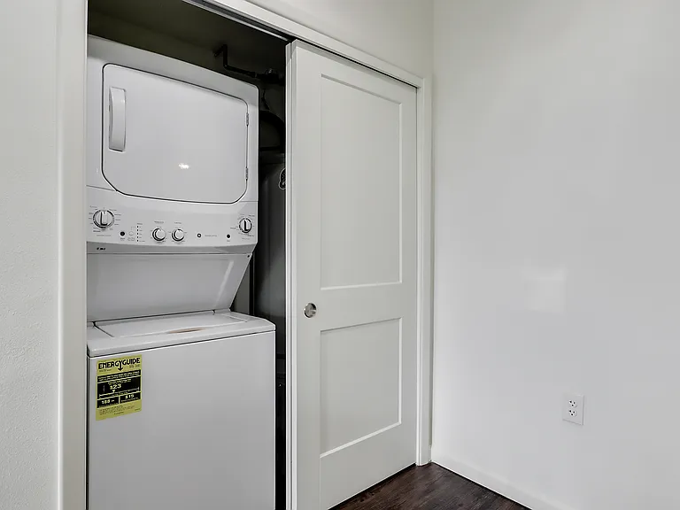 Unit 210, 1-bedroom