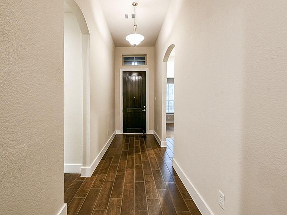3rd image of 236 Bright Bluff Cir