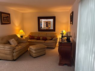 1274 E Main St APT B26, Meriden, CT 06450