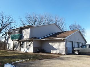 592 Elmhurst Ave APT 1, Delavan, WI 53115