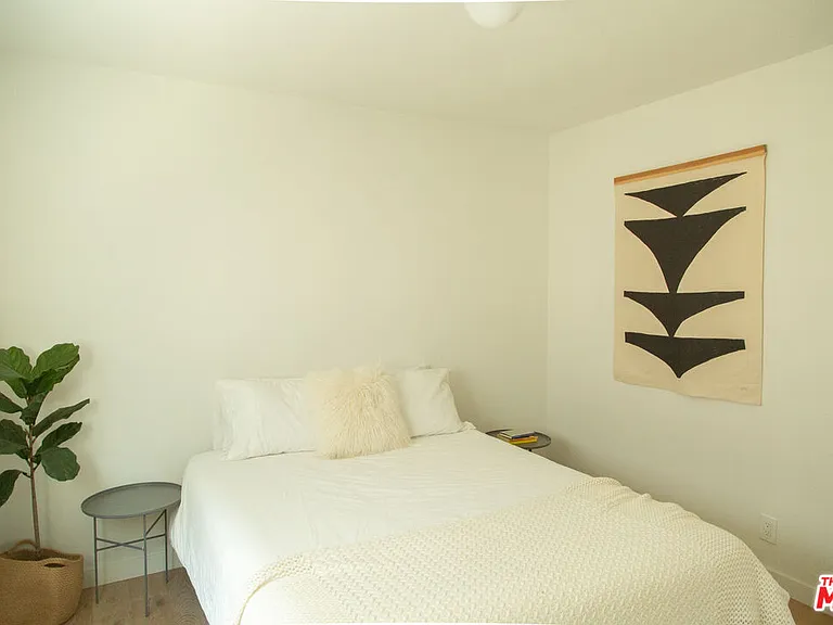 3363 N Andrita St #4 — Photo 11