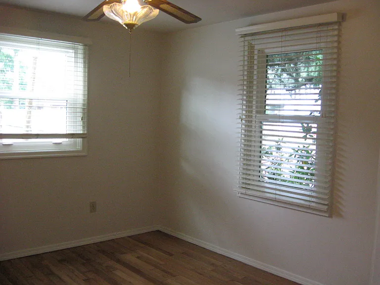 602 NW Kings Blvd — Photo 7