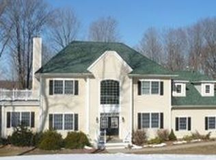 101 Majestic Rdg, Carmel, NY 10512