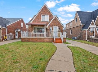 7741 Miller Rd, Dearborn, MI 48126