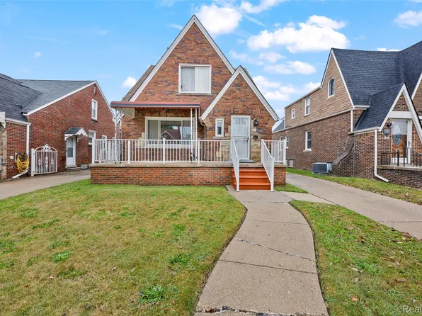 7741 Miller Rd, Dearborn, MI 48126