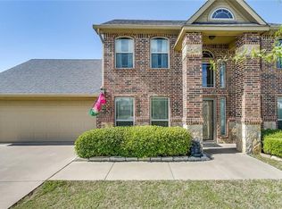 1721 Lakeway Dr, Cleburne, TX 76033