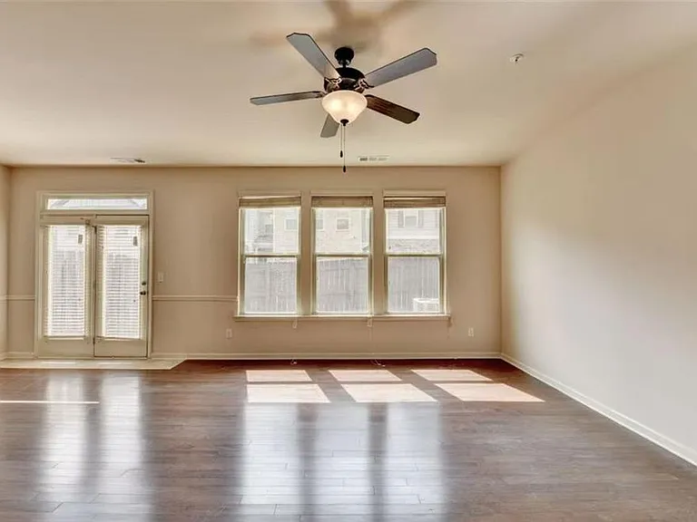 2273 Spicy Pine Dr — Photo 8