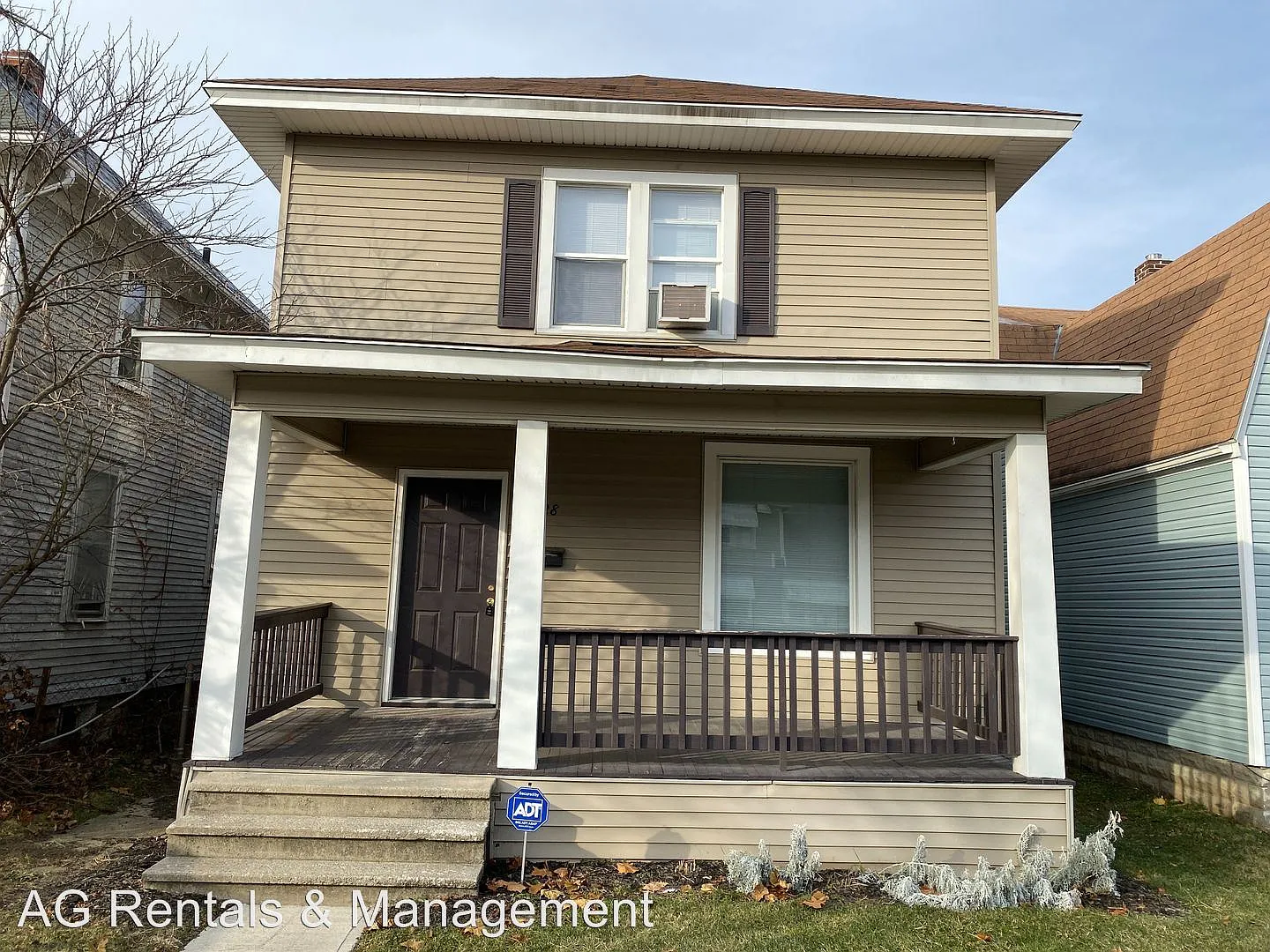 3128 S Harrison St photo 1