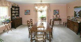 4th image of 1850 Fielden Dr