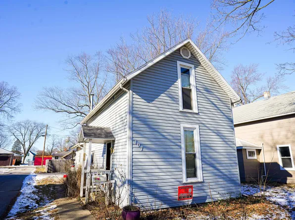 107 N Jefferson St, South Whitley, IN 46787