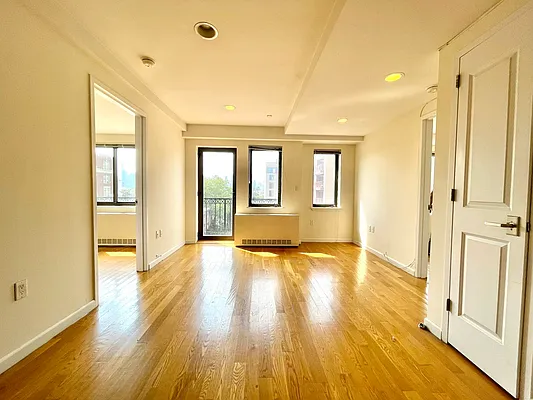 Rented by Astoria Realty | media 1