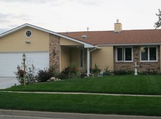 712 Wildwood Rd, Waterloo, IA 50702