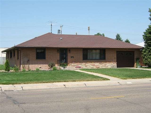 1st image of 1221 W B