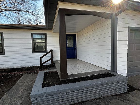 2nd image of 1314 NW Baldwin Ave