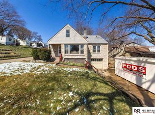 3186 Arcadia Ave, Omaha, NE 68111