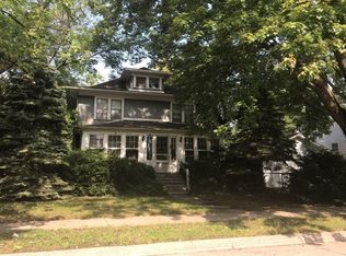 23017 Lake Blvd, Saint Clair Shores, MI 48082