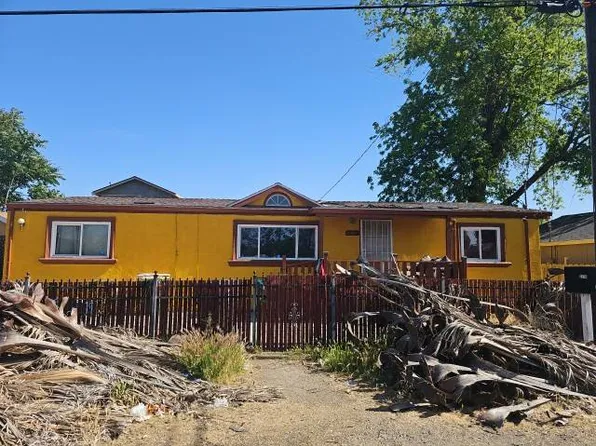 2376 E Harding Way, Stockton, CA 95205