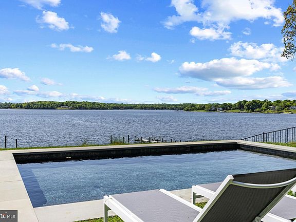 5th image of 411 Ferry Point Rd