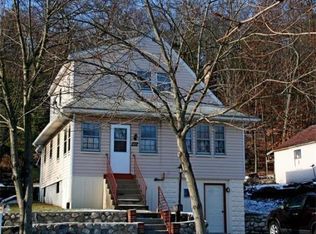 145 Greenwood St, Wakefield, MA 01880