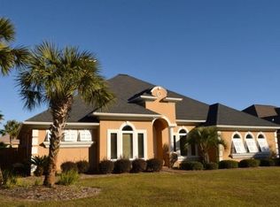 2002 Fontainebleau Ct, Navarre, FL 32566