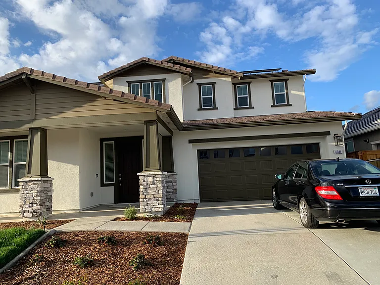 6081 Summerwind Dr — Photo 1