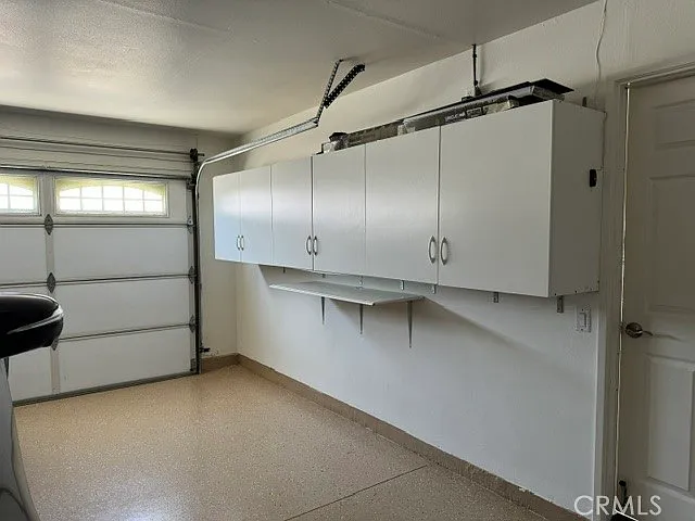 8 Firethorn — Photo 20