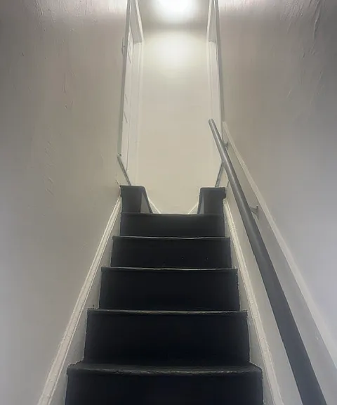305 N Franklin St — Photo 13