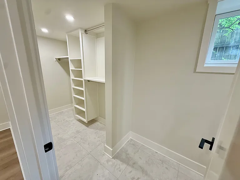 1326 Metropolitan Ave #1 — Photo 13