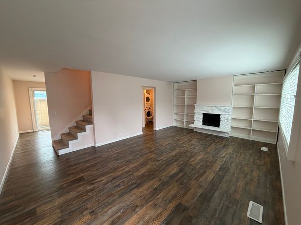 2095 S Kent Des Moines Rd #3