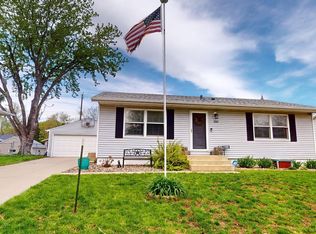 2039 43rd St NW, Rochester, MN 55901