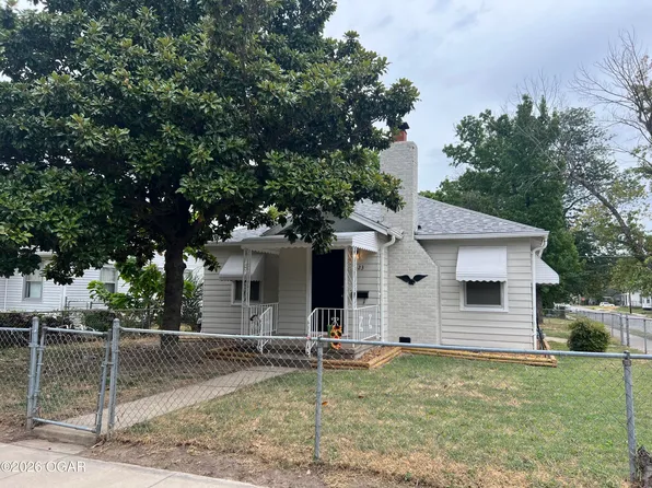 1523 S Jackson Ave, Joplin, MO 64804