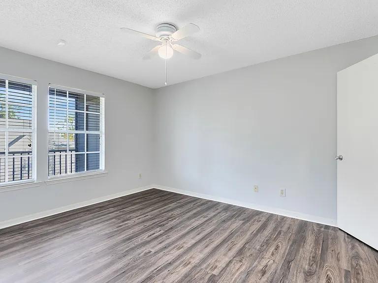 6178 Westgate Dr #304 — Photo 16