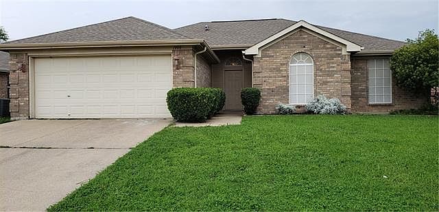 1st image of 1008 SW Hillside Dr