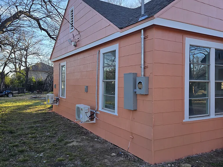 908 King Ave — Photo 5