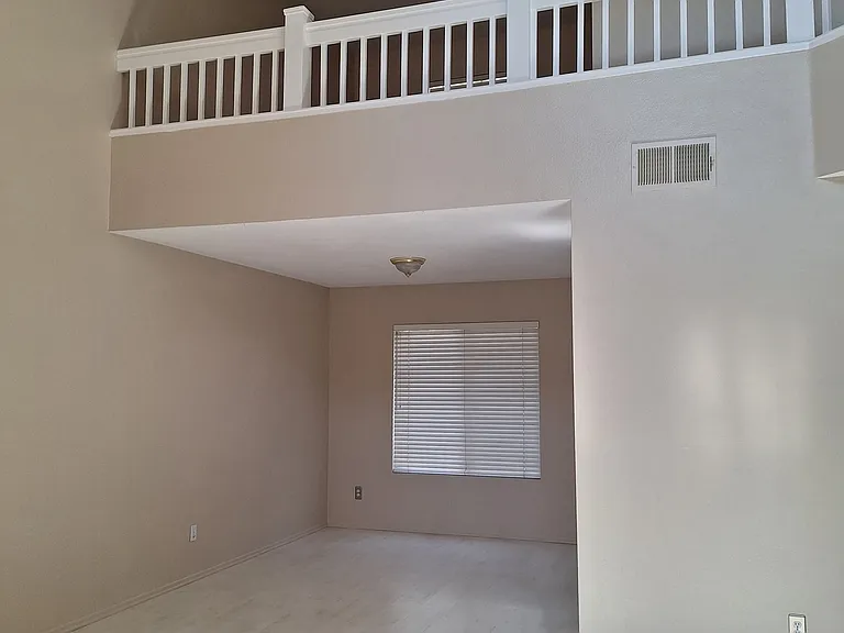 30427 Yosemite Dr — Photo 9