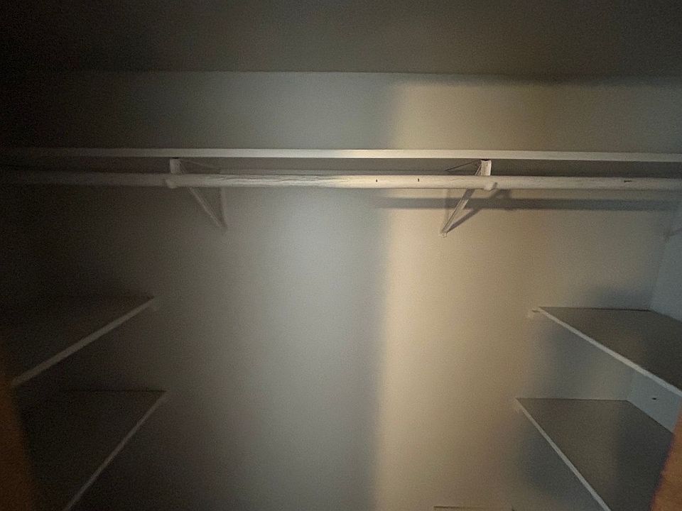 Building Photo 5