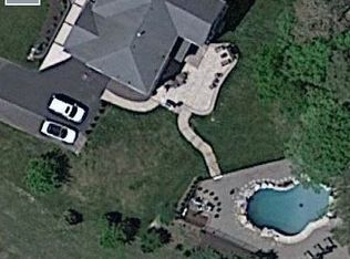 41 Saint Mary Ave, Manahawkin, NJ 08050