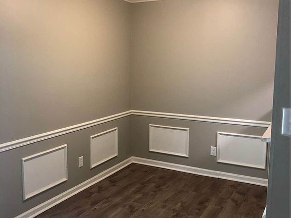 2nd image of 137 Meadowlark Dr APT 41