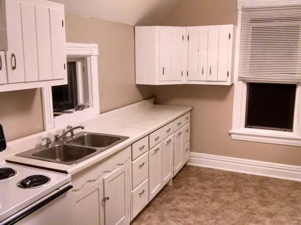 1301 Piedmont Ave, Duluth, MN 55806