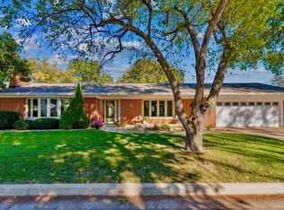 307 W Mitchell Ave, Waterloo, IA 50701