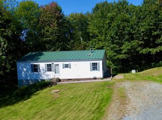 76 Shute Rd, Hartland, VT 05048