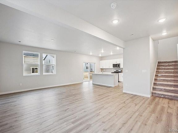 3rd image of 204 Amy Avenue