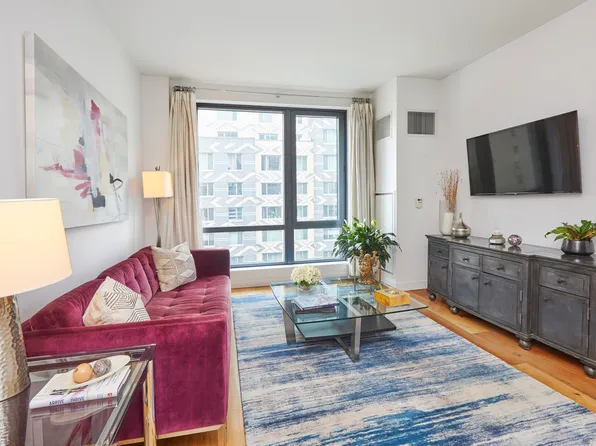 23 West 116th Street 7G image 2 of 7