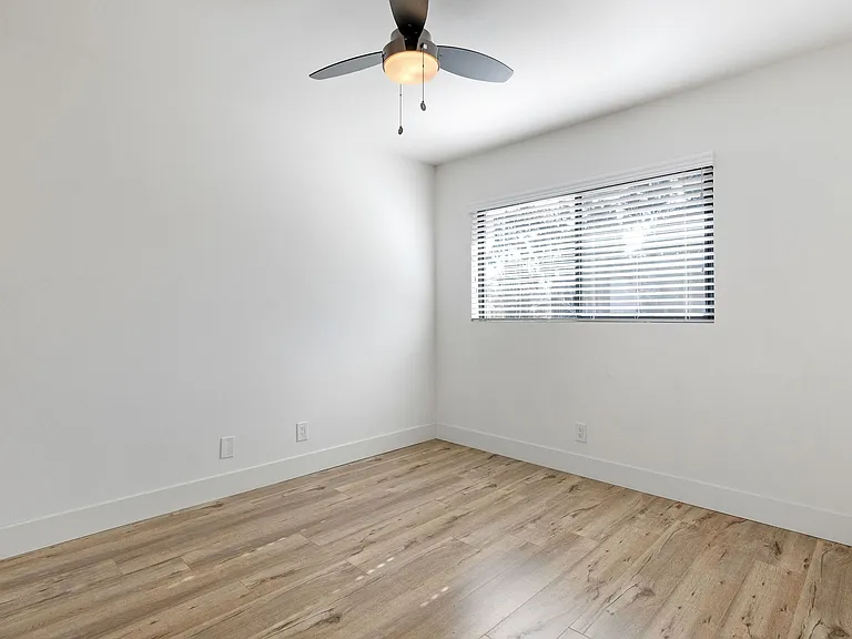 20700 Anza Ave — Photo 14