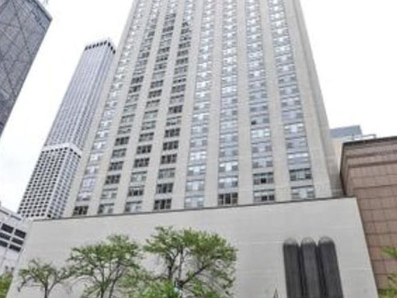 2nd image of 777 N Michigan Ave APT 3106